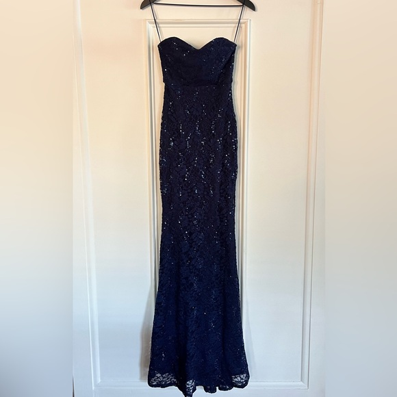 Strapless Sweetheart Sequin & Lace Mermaid Formal Dress - Picture 2 of 8